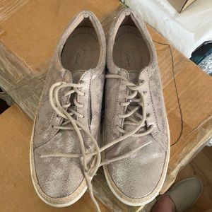 Clarks Marie must pewter sneakers 7 nwt